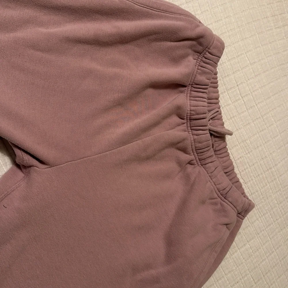 NWOT. SKIMS  Cotton Fleece Classic Straight Leg Pant - Picture 4 of 4